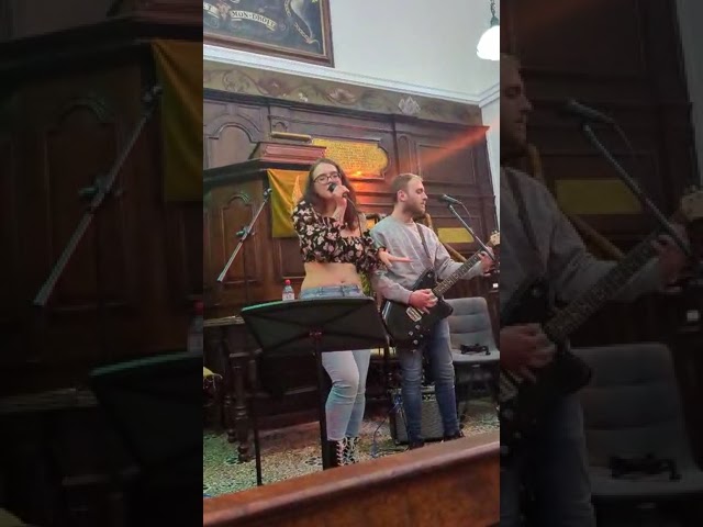 Shape of You — Ed Sheeran acoustic cover